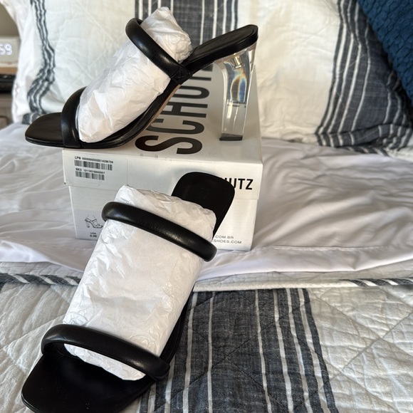 Schutz Ully Acrylic heel - Picture 3 of 7